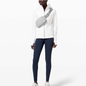 Lululemon Athletica Everywhere Belt Bag in Silver Drop